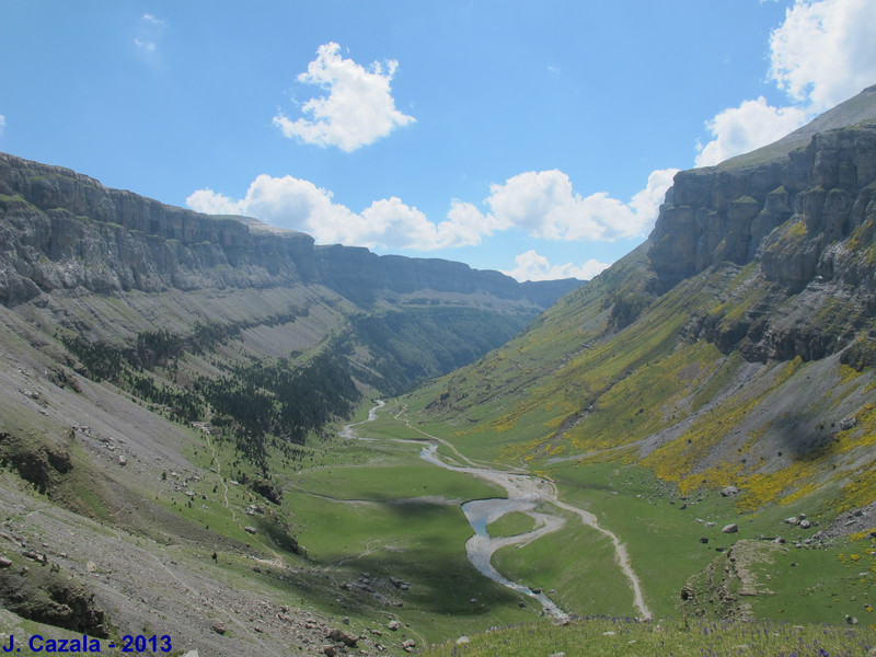 Randonnées à la découverte de gorges et canyons des Pyrénées